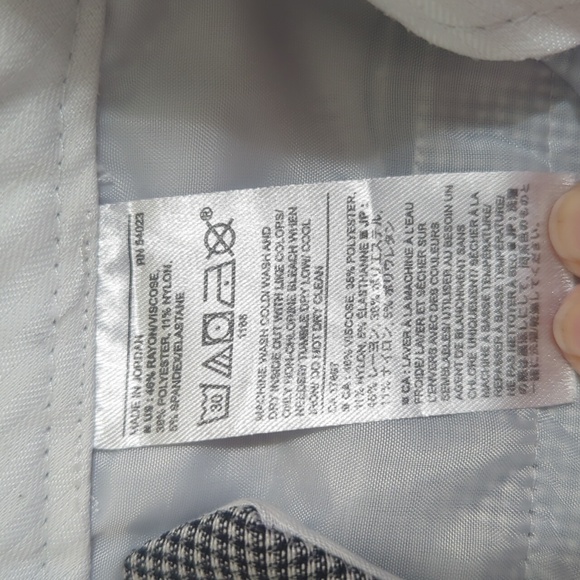 Banana Republic Sloan Fit Trouser, Color Plaid Black Size 2P - Picture 14 of 14